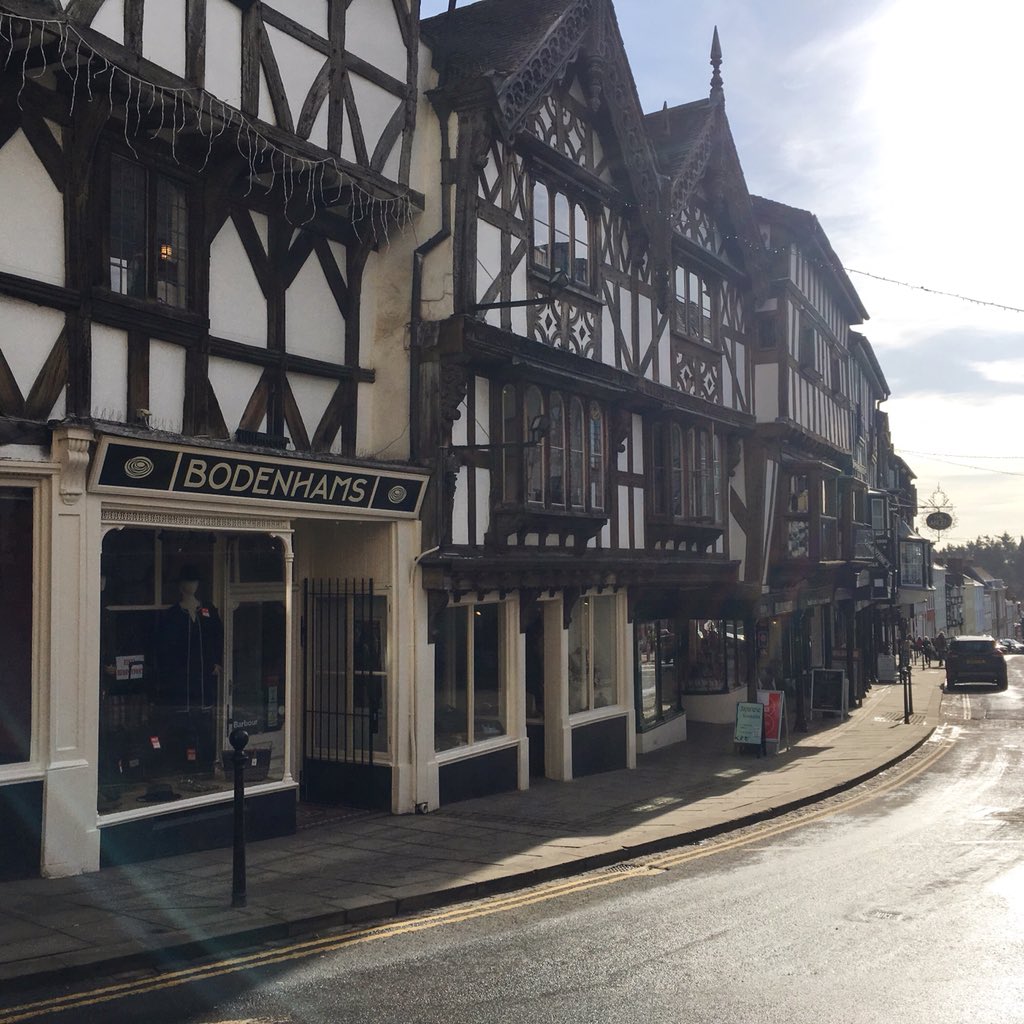 LetsGoLudlow's tweet photo. Did you know that @bodenhams in Ludlow has been trading since 1860 and is one of the oldest stores in Britain? #youlearnanewthingeveryday https://t.co/8sFmpOujmx