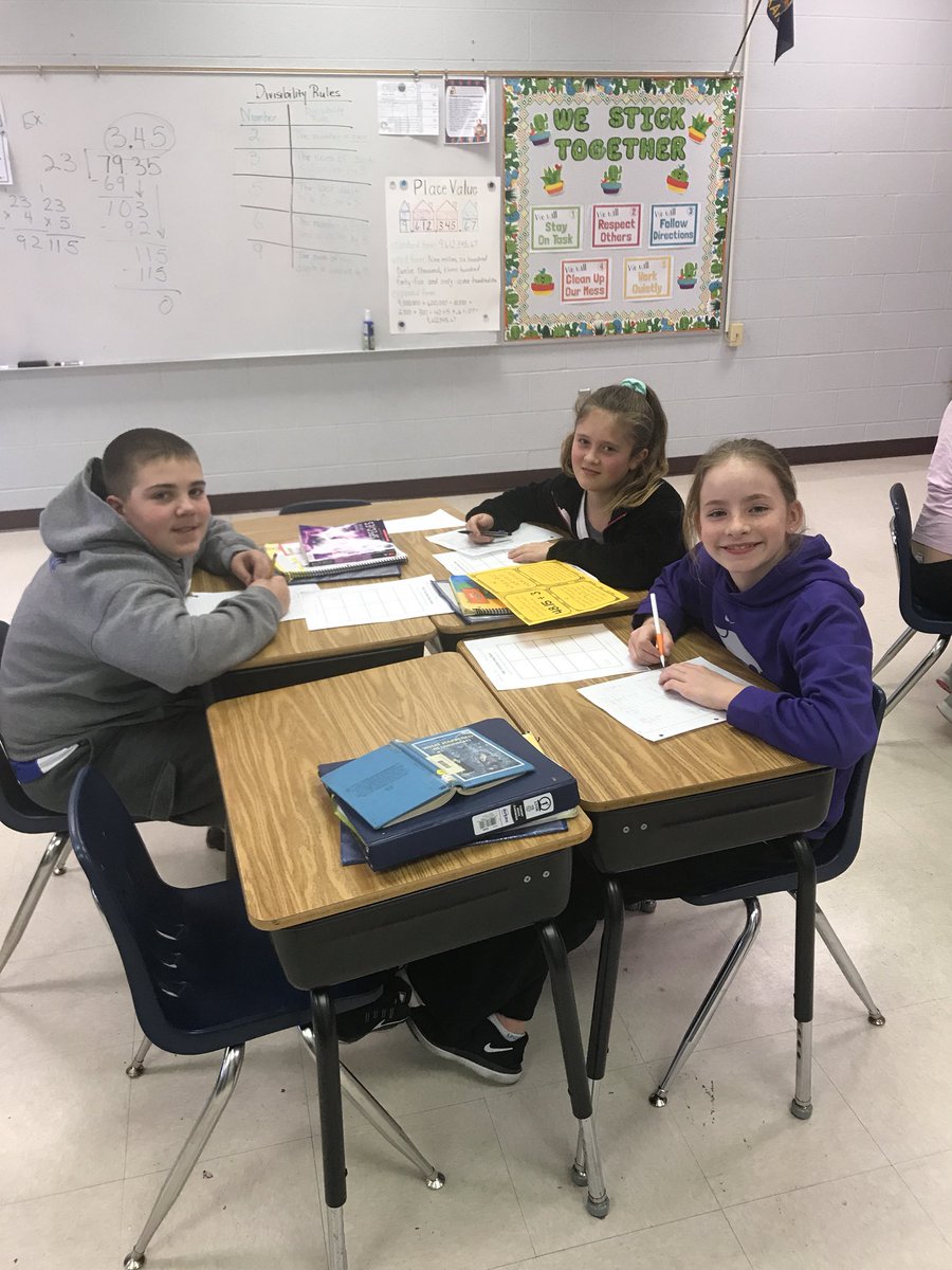 ljjohnson82's tweet photo. Task activity to divide decimals by whole numbers. 📚🖇✂️📝 https://t.co/c9Yg1SomSJ
