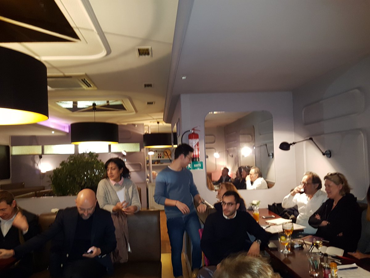 RE_Puteaux's tweet photo. Réunion de travail de #LREM92 NORD #Asnieres. Motivés et engagés pour continuer à marcher ensemble!!! Merci @AsnieresEM @92enmarche https://t.co/CUCovUmv5d