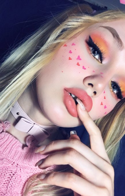 Happy VDay 💗💘&hearts;️@Chaturbate_Pro @chaturbate_eu @chaturbateEU https://t.co/vwOi9BrF7a<a class="tags" target="_blank" title="On Twitter" href="/?out=eyJ0eXAiOiJKV1QiLCJhbGciOiJIUzUxMiJ9.eyJpYXQiOjE3MTk3OTg0NjEsImlzcyI6InR3cG9ybnN0YXJzLmNvbSIsIm5iZiI6MTcxOTc5ODQ2MSwiZXhwIjoxNzUxMzM0NDYxLCJyZWRpcmVjdF91cmwiOiJodHRwczovL3R3aXR0ZXIuY29tL0NoYXR1cmJhdGVfUHJvIn0.eXy_HXW5fO1cJ_WEU1m21BUOuHV_taq2JMs0425f7UwD8M_wWC1JrQ_Vc6x4ybeLY_KCVID2PkgmD16fGY16hw">@Chaturbate_Pro</a><a class="tags" href="/tag/chaturbate_eu">@chaturbate_eu</a><a href="/tag/cammodel"class="tags"><span>#cammodel</span></a><a href="/tag/pridemakeup"class="tags"><span>#pridemakeup</span></a>