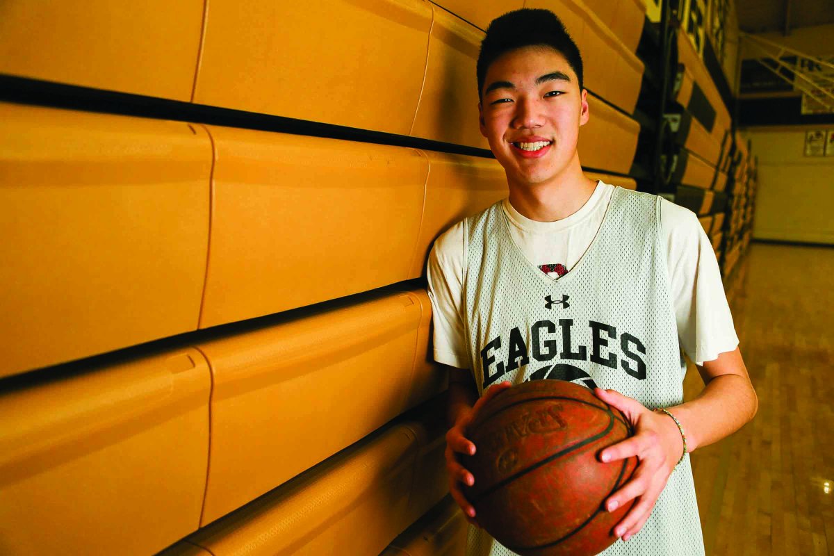 EliavAppelbaum's tweet photo. Josh Jeong is no fifth wheel: Senior forward is unsung hero for Oak Park boys' basketball team, the top seed in CIF-Southern Section Division 1 playoffs. Here's my story: https://t.co/4wGljMBHdK https://t.co/AzM1IslAtU