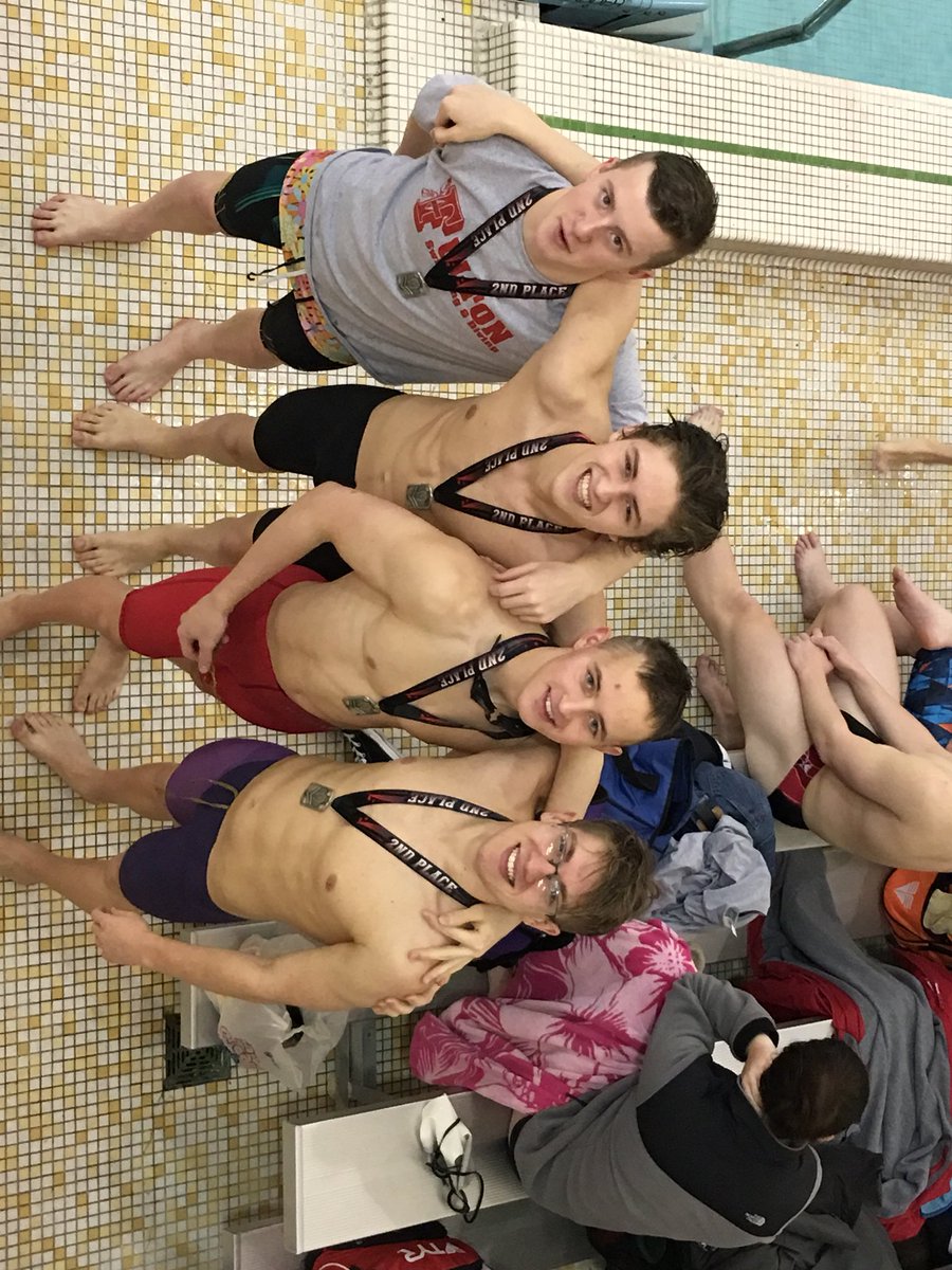 roussy35's tweet photo. @grbhighschool @GRBNews boys varsity swim team broke 200 medley relay record today at sectionals. Old record was 1:45.81 from 1990. Today Alex Semchenko, Mark Tallents, Ean Stevenson &amp; Nate Archer went a 1:44.53! #classof2018 #congratsAlex #lane5 https://t.co/BxBEUOlpNd