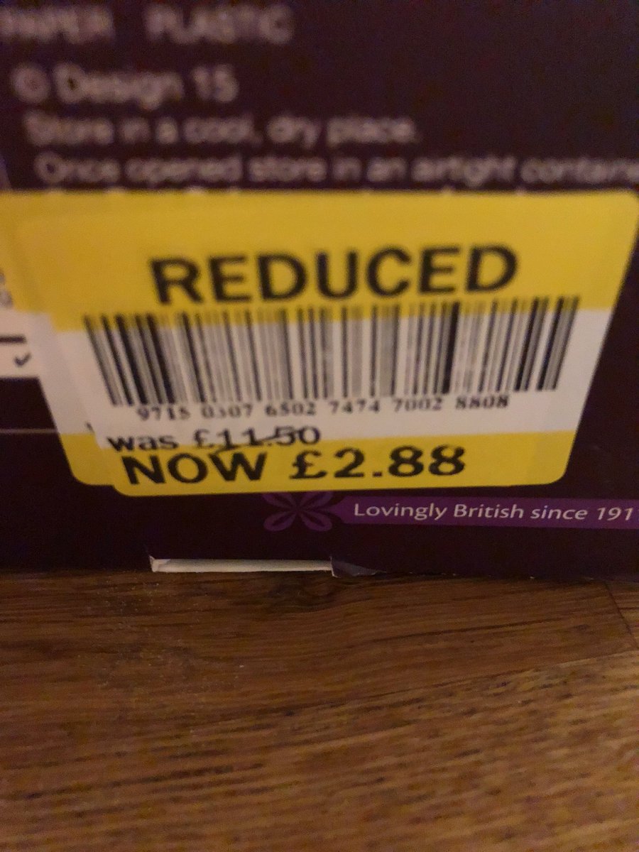NicDaykin's tweet photo. OMG. @Tesco #reduced #bargain #howcouldiresist https://t.co/CSuCaWk9nx