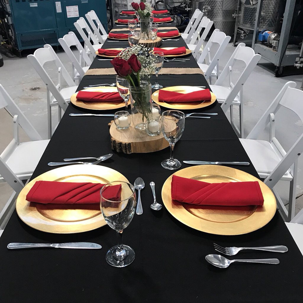 Valentine’s Day Dinner pairing! ❤️ #valentinesday #dinnerpairing #heritageestate #wine #cider #casalcatering #barrie #catering