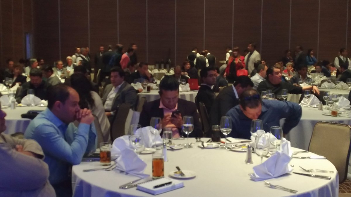 anaarenas1's tweet photo. Inicia el #EvolutionSummit, Transformando la Tecnología, de @IngramMicroMx desde la #CDMX con marcas como @DellEMCMX y @vmware_latam. La gira contempla varias ciudades del país, espérala!
Más información en https://t.co/D5zGNRnFos https://t.co/PInKR9KmEk