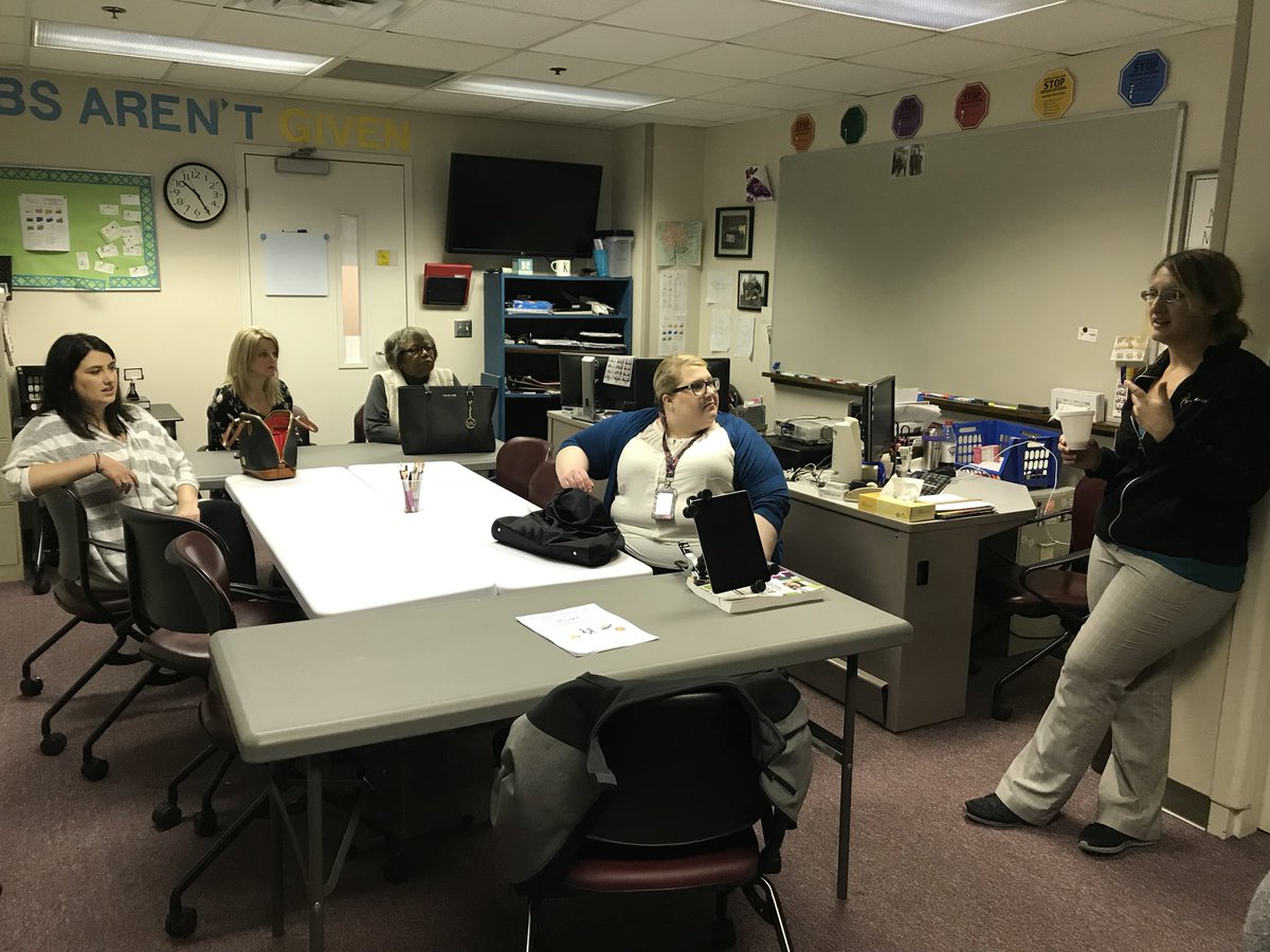 tracyjohnston18's tweet photo. Coordinators from the Department of Academic Intervention took a tour of Project SEARCH today at CHRISTUS TMF. They were very impressed with the interns and their contribution to the work environment at the hospital! Transition at its finest. #gotwork #SPEDHomeTeam https://t.co/UD2XckVtQe
