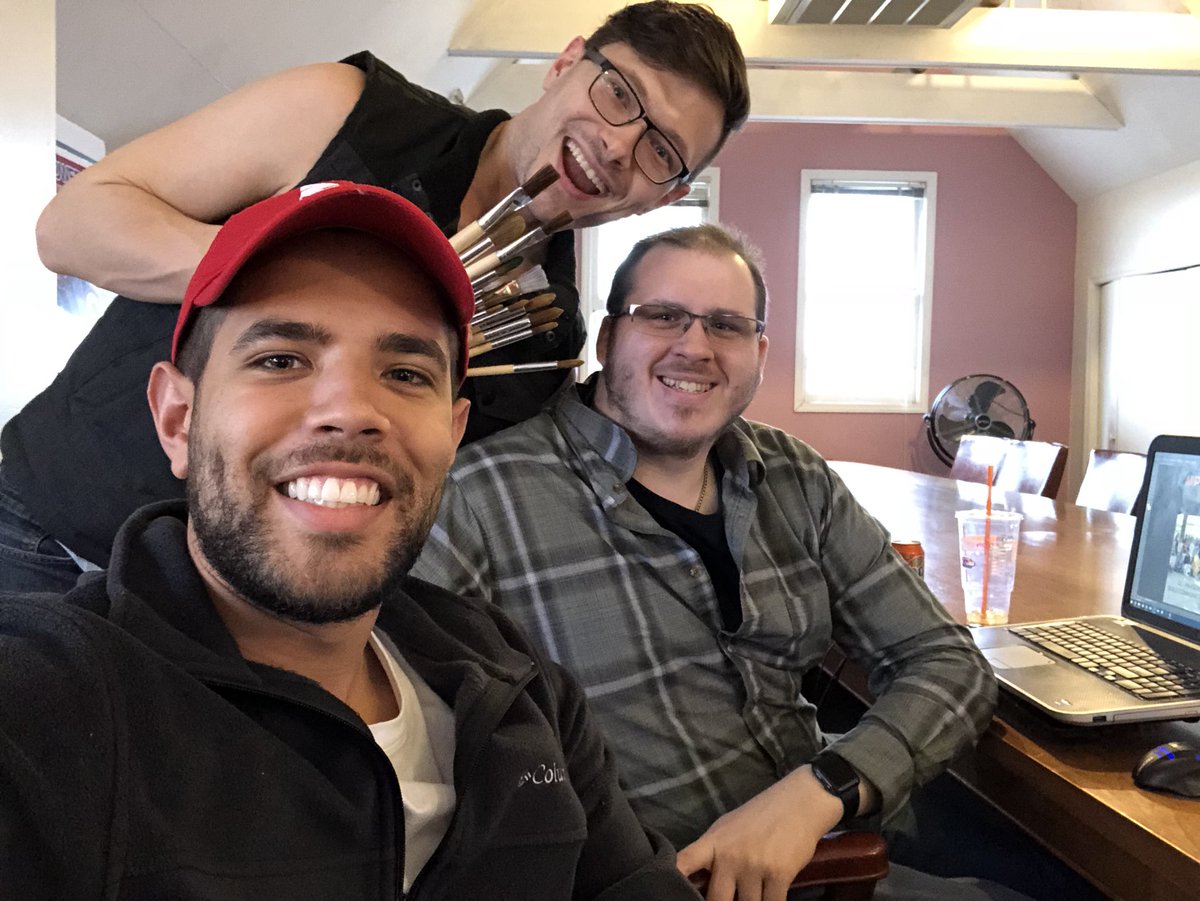 mpowermentnh's tweet photo. Paint brushes and computers? 🤨 we’re working on some behind the scenes stuff to provide you with some kick ass events. Stay tuned 😉 #mpowermentnh #lgbt #qpoc #friends #community #Connecticut https://t.co/imU9AvJ2mr
