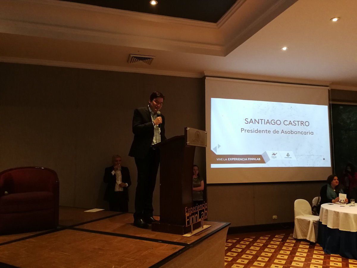SantiCastrogo's tweet photo. #FINNLAB nos motivó la necesidad de adaptarnos a la nueva era digital. Los constantes desarrollos tecnológicos y las innovaciones recurrentes han cambiado la forma en la que interactuamos, incidiendo en todos los aspectos de nuestra vida diaria. #ViveLaExperienciaFINNLAB https://t.co/Bx37LUFT4r