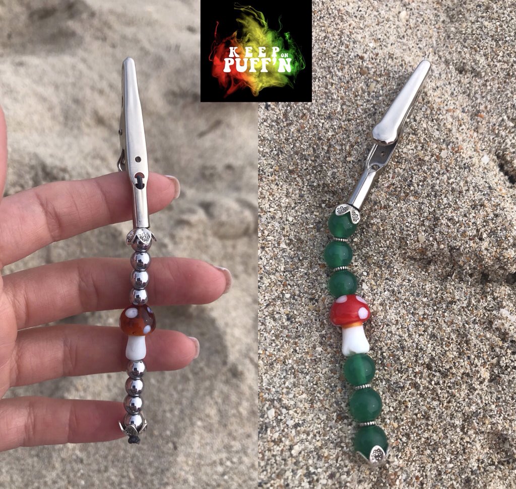 KeepOnPuffnMIA's tweet photo. Her mind had gone out for a stroll and fallen down a rabbit hole. #KeepOnPuffnMIA 
.
#Handmade #miamihighlife #miami  #ganjagirls #highsociety #stoner #stonernation #cannabiscommunity #highessentials  #highlife #staylifted #fueledbythc #soflostoners  #roachclip #gas #fire #clips https://t.co/MjShOUS3Zo