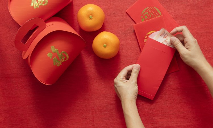 TEDTalks's tweet image. Why we light firecrackers on #ChineseNewYear: t.ted.com/lx3e6rC @ShaoLan_Hsueh #LunarNewYear