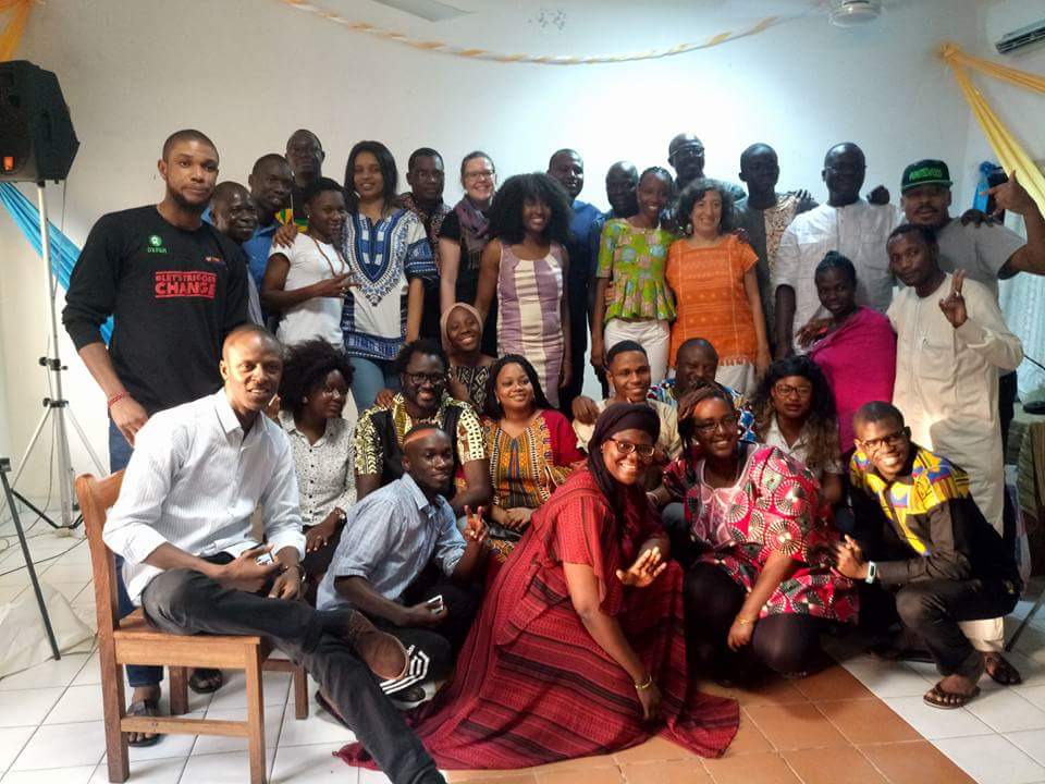 YanogoAlice's tweet photo. Fin de l'atelier ! C'était une expérience très enrichissante. Merci à #OxfamYouth, merci à @cypher007 et autres intervenants !  @AndreeAOL1 merci! 
#OxfamInDigital 
@MysTIC_BF 
#lwili https://t.co/otzwegBQzR