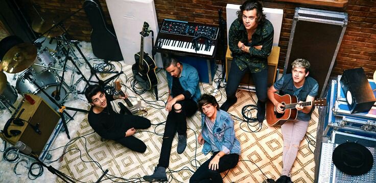 DirectShaniaaaa's tweet image. IMISSYOUUUUSOMUCHHH😭 CANT HELP NOT TO CRYYY 😭😭😭😭😭 @onedirection @1DToday1D