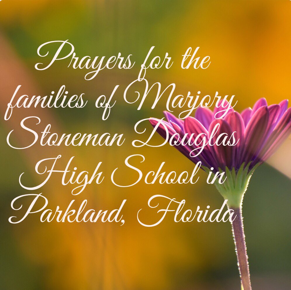 FoundationsYC's tweet photo. #PrayersForParkland https://t.co/CWMNimRqbM