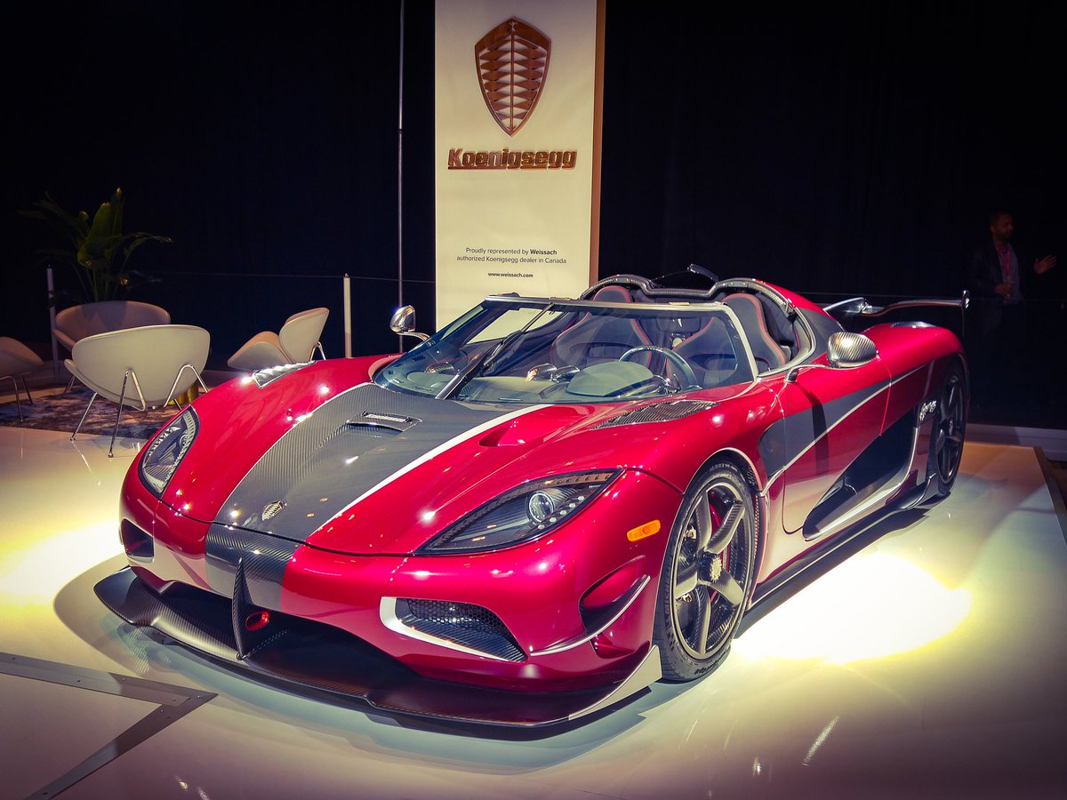 Road_Test's tweet photo. That's all for today from the #CIAS2018...ending it where we began, with the #FastestCarInTheWorld #Koenigsegg #AgeraRS #Hypercar #autoexotica #GoodnightToronto #AutoShow https://t.co/Fnd8qfUYIv