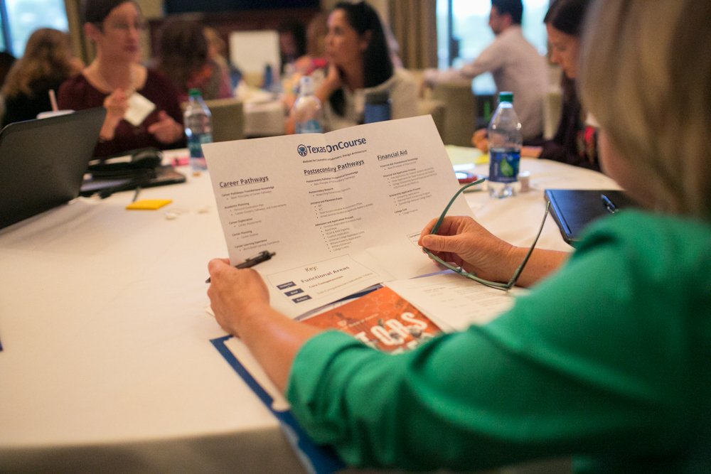 TexasOnCourse's tweet photo. We are now accepting applications for our next round of Leader Fellows! Receive a stipend while expanding and supporting TXOC use in your region. Apply: https://t.co/qKiLDuLc9M https://t.co/6JzTIYNIVB