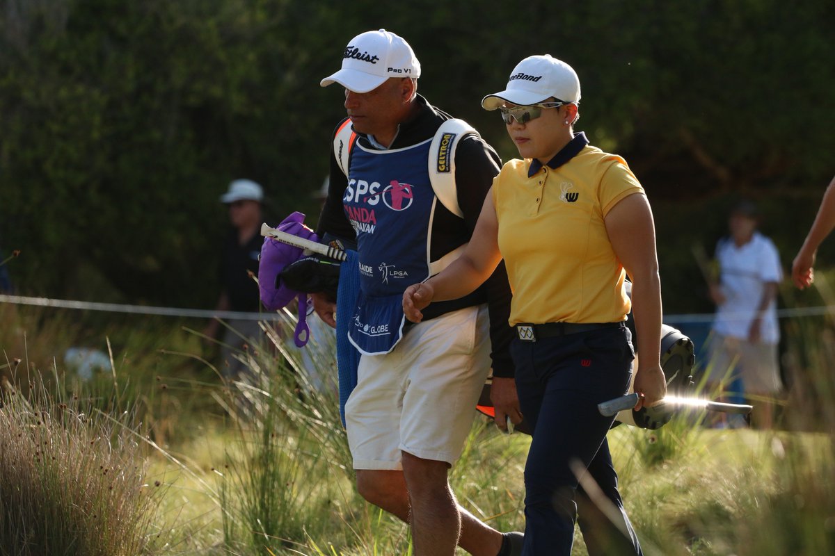 WomensAusOpen's tweet image. Does Jiyai Shin look like she's on a mission?

She starts birdie, birdie, birdie 🐥🐥🐥 and now has the outright lead at -8!

#WomensAusOpen #ExpectBrilliance