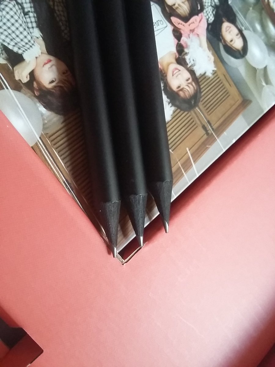 MaskedTarrant tweet media