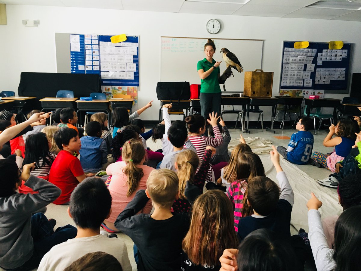 mrshahnk's tweet photo. 2nd grade loved learning about the food chain today.  Great presentation from #LeslieScienceCenter! @a2Thurston https://t.co/kQ22kBXLye