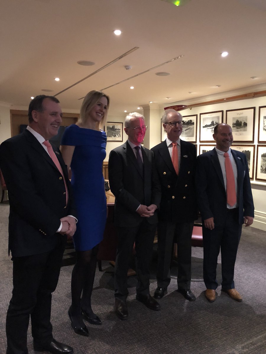 Leander_Club's tweet photo. Fantastic evening at the Club for the latest #MeetTheAthletes event with outgoing @BritishRowing Performance Director, Sir David Tanner CBE #Bicentenary #Leander200 #TheFirst200Years #Dinner #Henley #200Club 🍽🥂 https://t.co/QShY0gw0Ha
