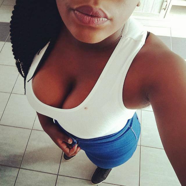 EMSAgency_'s tweet photo. #ShowUsUrCurvesLadies ( Exquisite modellinq Space )  @danielmarven https://t.co/EfgXgbOubE