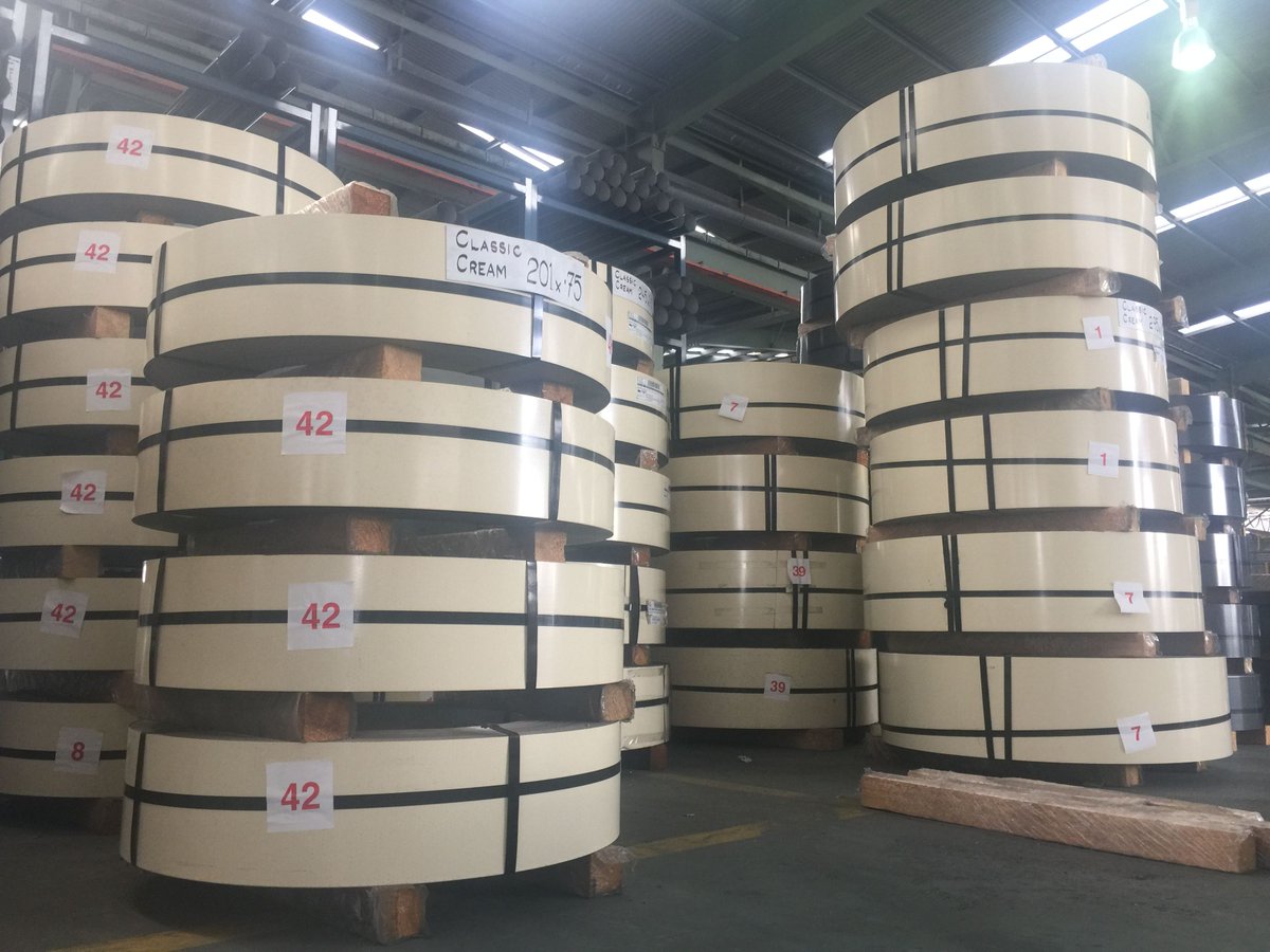 Patioland's tweet photo. #Colorbond coil ready to be transformed. Sitting in at @revolutionroofing in @southaustralia ready to be rolled into some #patiocover framework #theyweighaton #Classiccream @bluescopeaus @no1roofing https://t.co/lndMPuUc2Q
