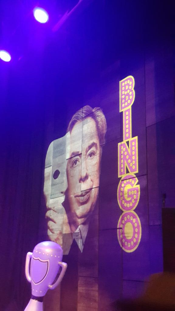 skbarrone's tweet photo. Had an absolute ball @theatrequiz @TheOtherPalace tonight. Brilliantly hosted by Paul, some challenging questions, lots of singing along and laughter. Rounded off with @OfficialALW BINGO.
Oh and Team #WEGENIUS⚡ took the winning spot 🏆 @eugeniusuk https://t.co/gxODhZRVCu