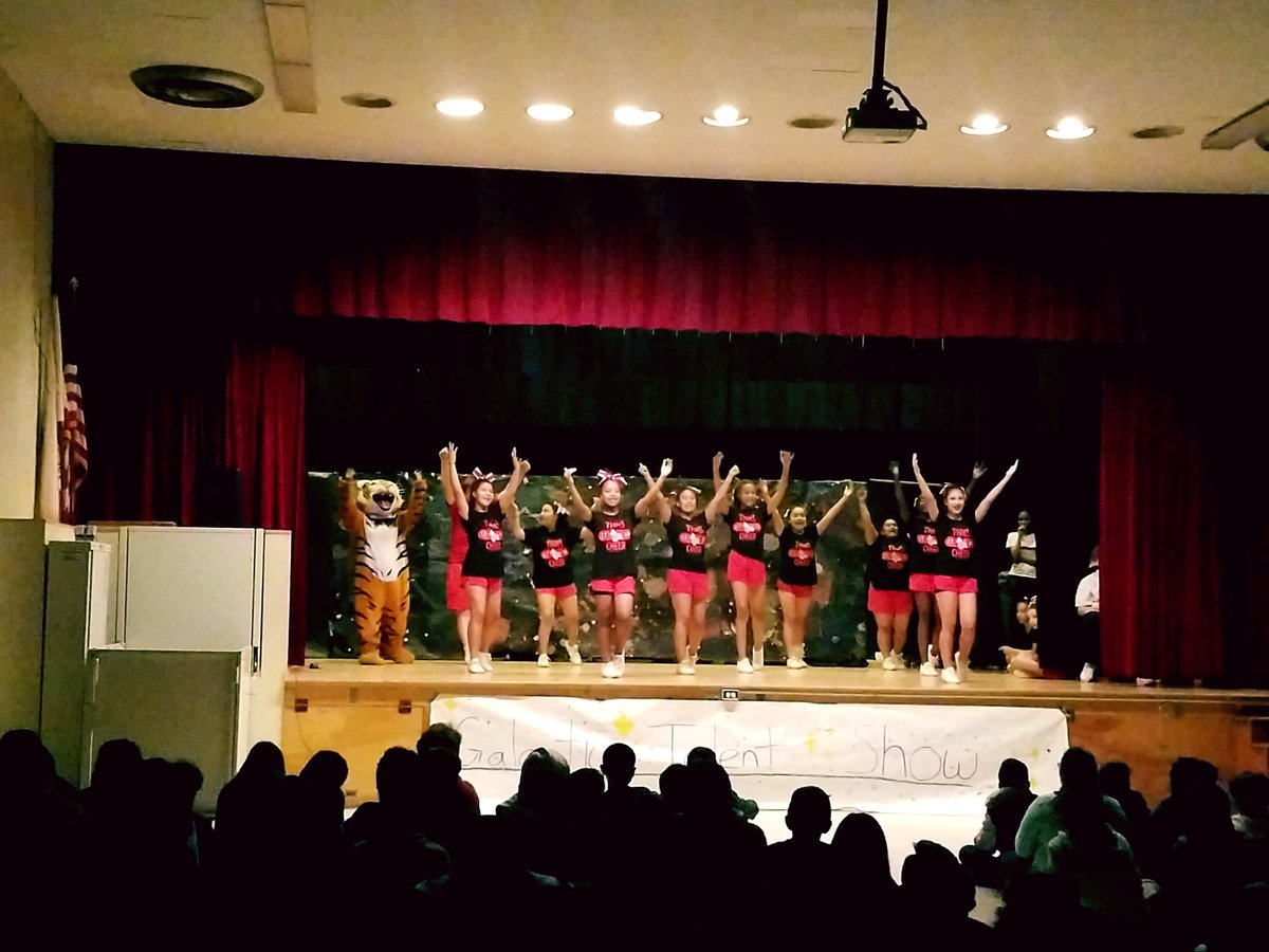 THMSWEBcrew's tweet photo. #THMSWEBcrew put on an amazing  talent show today great job to all of our talented tigers!! @ColtonJUSD @THMS_CJUSD https://t.co/McFmoOJ5lY