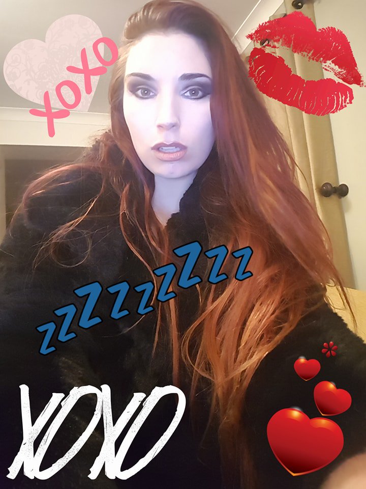 IvyEnglish_mfc's tweet photo. Bedtime! I'll go on in 15 minutes so you can tuck me in! ;P https://t.co/DPrMVhJLne #camgirl #bedtime #myfreecams @MyFreeCams https://t.co/EyYD1az3zm