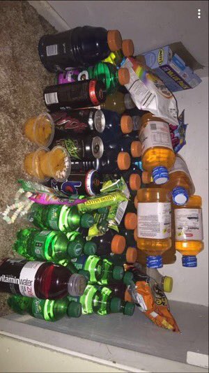 wrestlersdrinks's tweet photo. KEEEEEP GOINGGGGGGG https://t.co/RbtNCe8xlm
