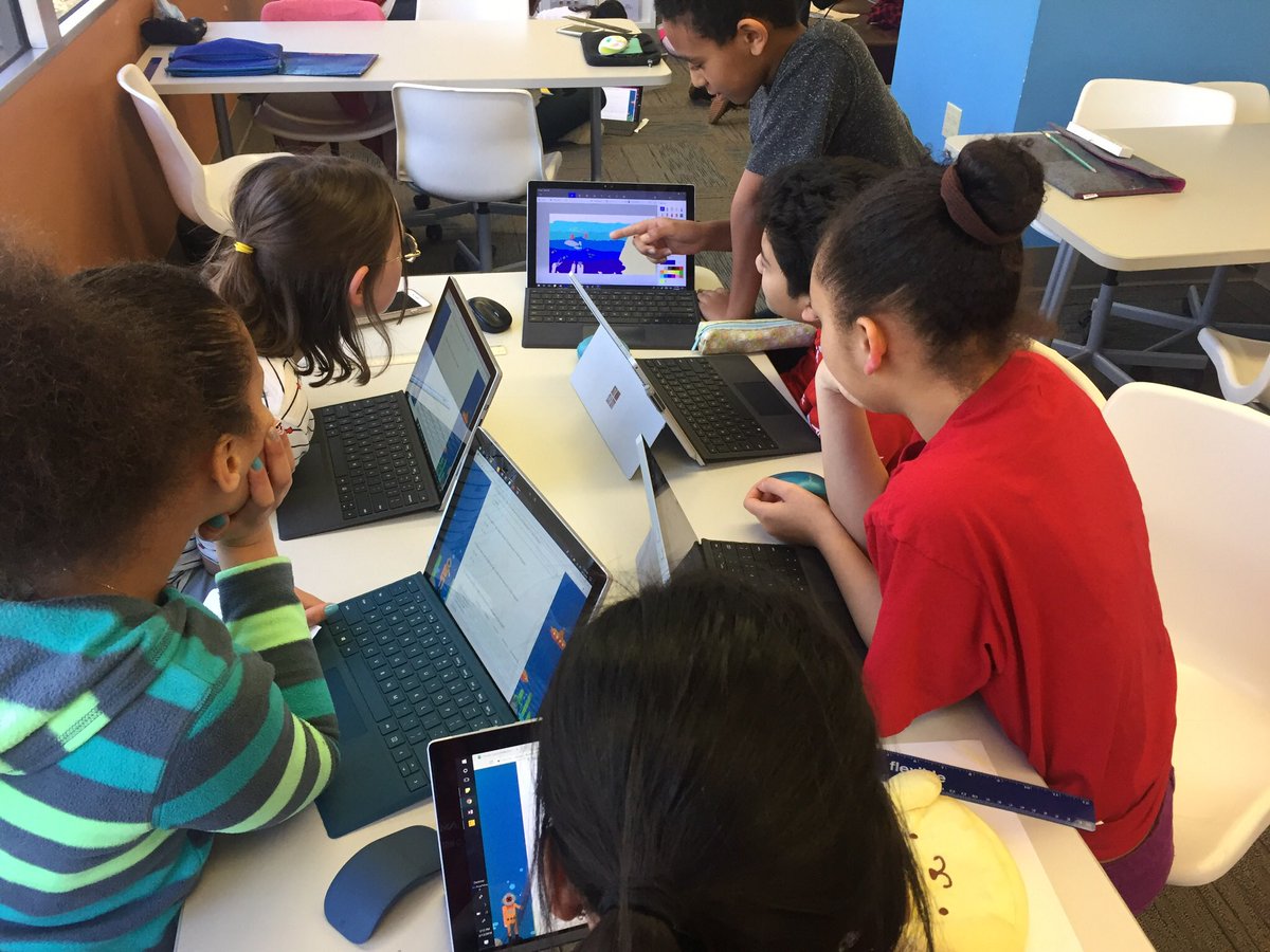 rpcs5th's tweet photo. Ss presenting about ocean layers using #digital ink and Ss evaluating with Microsoft Forms @rentonprep @MicrosoftEDU @OneNoteEDU https://t.co/oIrXtzTCaR