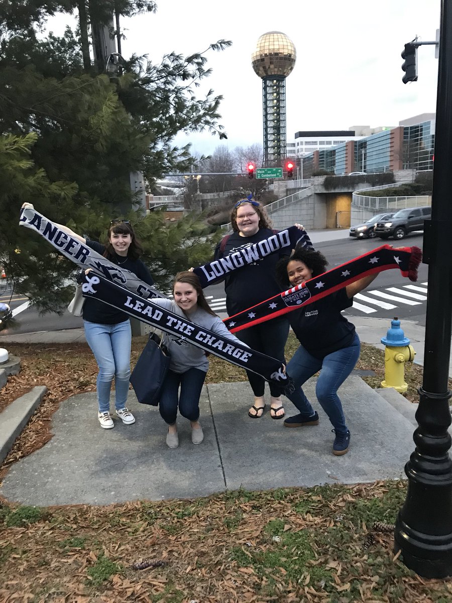 LU_Ambassadors's tweet photo. You’re the only ten we see!! Some Ambs having a great first day in Knoxville, Tennessee for #d3conference2018 💙 https://t.co/ztic195JqG