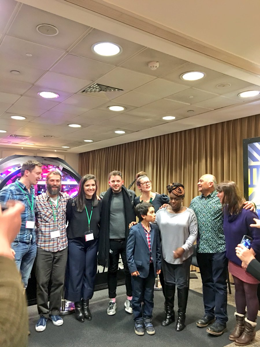 bhaskerpatel's tweet photo. #ClaudeTV @Alex_T_Smith @sixteensouth @DisneyJuniorUK @hodderchildrens @HachetteKids @Tameka_Empson @chalmersbeth @woodlyandwigs @emmerdale @Melissa_Maria @Arenatweet @thebookseller @DisneyJunior @DisneyChannelUK @DisneyChannel @DisneyChannelPR #GordonFlash ππΌππΌππΌπ€£ππ https://t.co/O7dpzo7noc