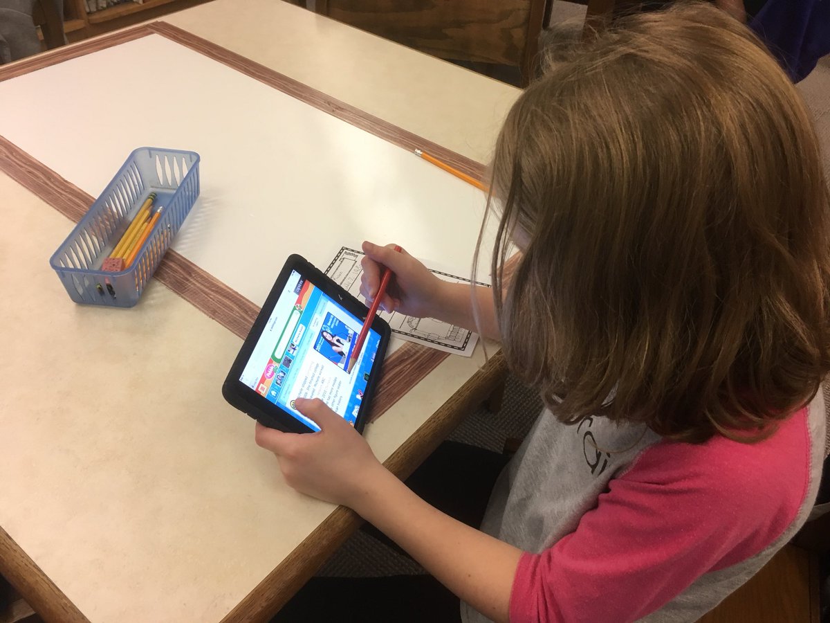 triciapfeil's tweet image. 2nd grade students using Pebble Go Biographies (our favorite) to explore the lives of amazing people!@SASD_SalfordHil @CapstonePub #sasdnext #inquirybasedlearning