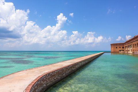$$$$ Writers,Artists,Dancers,Performers, Musicians etc..
ARTISTS IN RESIDENCE - DEADLINE TONIGHT!
DRY TORTUGAS NATIONAL PARK RESIDENCY
$2000+ Stipend &amp; reimbursement + EVENTS
tinyurl.com/BestResidency ow.ly/Sxqq30ingwG