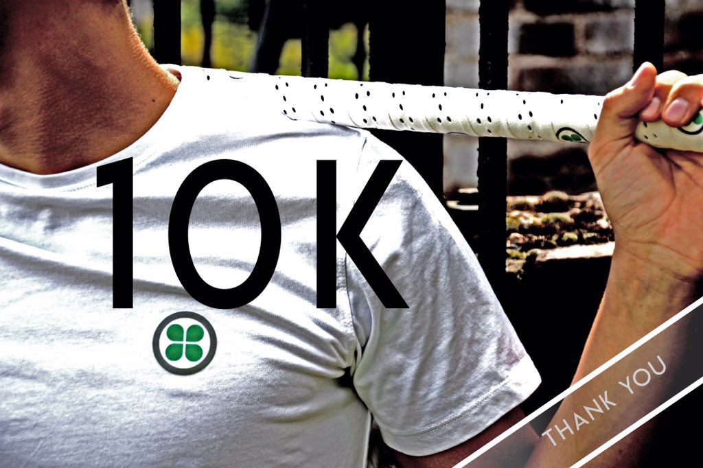 chamroxhockey's tweet photo. 10 K -  I N S T A  F O L L O W E R S
T H A N K   Y O U  
Like/Retweet if you want some crazy competitions all next week 😉 
#letscelebrate #chamroxhockey #milestone #everforward https://t.co/UxZrYo9IKw