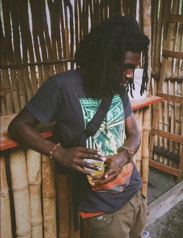 ReggaeKingShop's tweet photo. …when u jus ready fi di #weekend.
Use code ONELOVE20 for 20%OFF your order, ends 2/16. 
Photo: @9etherking
#rasta #marley #bobmarley #reggae
https://t.co/857dJ9KN8M https://t.co/9eSFNdvjHm
