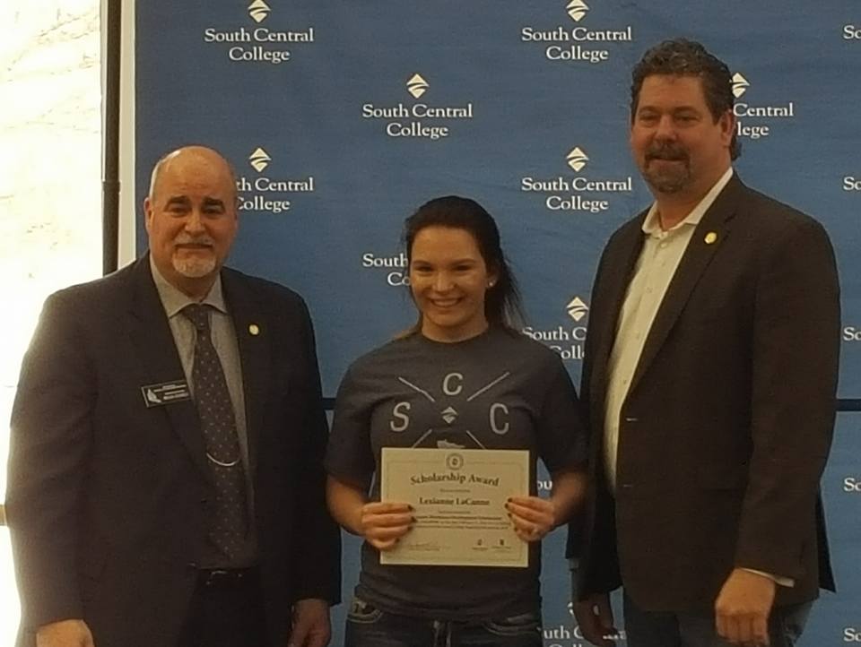 SCCollege's tweet photo. Rep. @BrianDanielsMN and Sen. @SenatorJasinski were on our Faribault Campus today to honor the first $2,500 Minnesota Workforce Development Scholarship recipients. SCC awarded these #mnleg funded scholarships at both its campuses as part of #SCCSigningDay.
@MinnStateEdu https://t.co/SFb0Ys6pdS