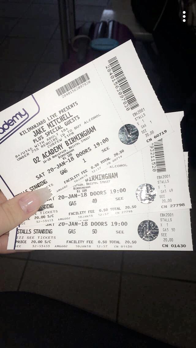 kimberlyharbyy's tweet photo. #ConfidentForKieran 
@kieranalleyne i love you K💕Xl x 
Ft. @JakeJMitchell 
#showgirl 
Tb to when I saw you perform live 💖
#truetroopa #jakemitchelltourbirmingham 
@ItsLeeHinchy @RobJMitchell @TheShades @o2academybham https://t.co/9e9uw3hO7m