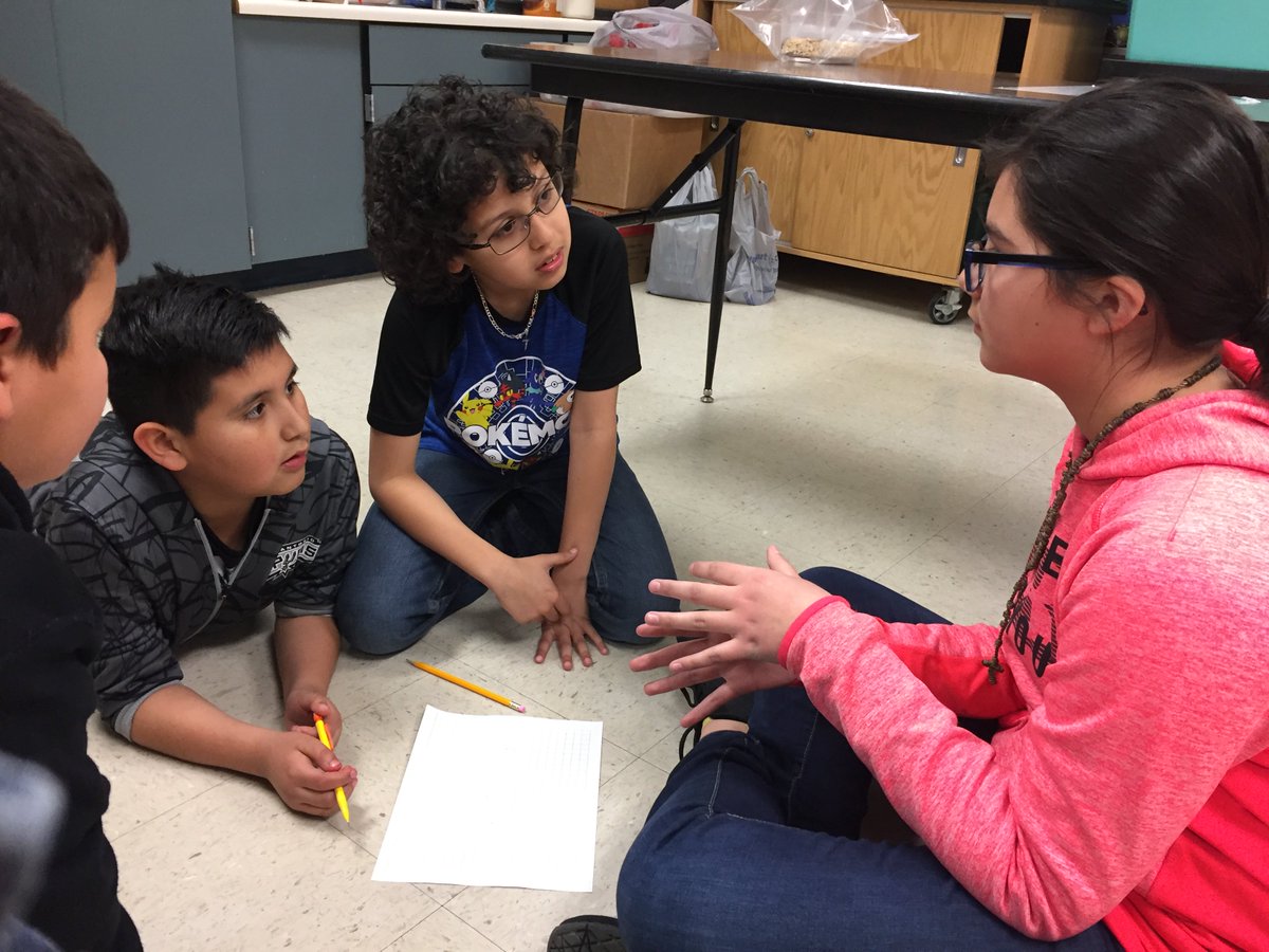 NISDKnowlton's tweet image. Solar Car students discuss their car designs for optimal performance. @NISDScience #nisdinspired #solarcars #problemsolvingfun