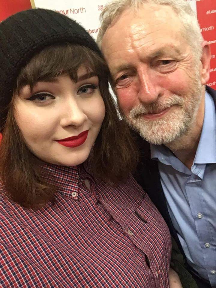 momentum_rmsec's tweet photo. Fantastic news, to see the future of the @UKLabour Darcie Shepherd selected to stand.  We need to mobilise &amp; ensure we ELECT Darcie, as the next Longbeck Ward Councillor ....... #ForTheMany

Please LIKE &amp; SHARE widely Darcie 's new Facebook Page

https://t.co/IqBAUsHAm1 https://t.co/Y2XxiZPhH5