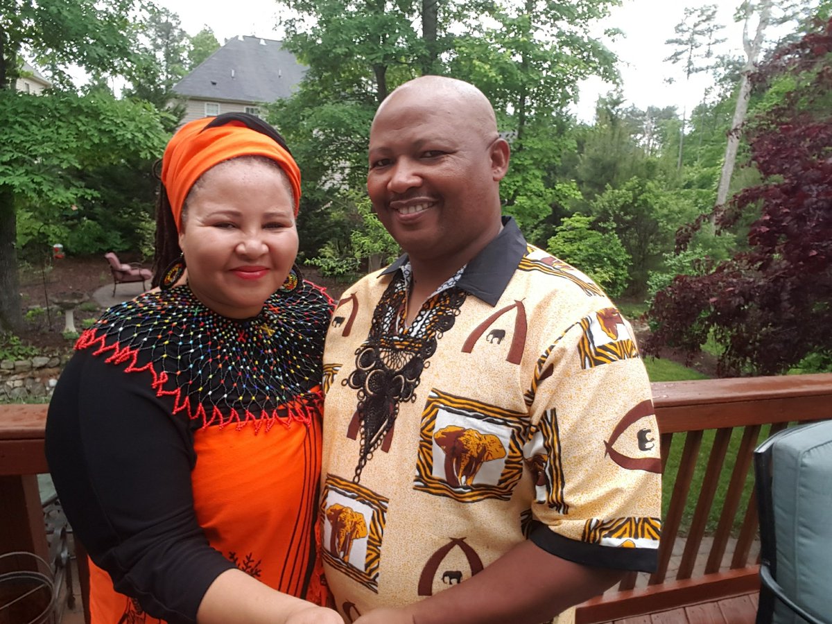 MamadeeBuilds's tweet photo. @DanaiGurira @omggitsjuliaa @Lupita_Nyongo @theblackpanther @MarvelStudios So excited as a South-African-American. Will be wearing my Xhosa outfit to the movies :) https://t.co/sVjZVE2XSH
#Mbhaco #xhosa #xhosagirls #WakandaForever #Wakanda #WakandaCameToSlay #wakandagate #BlackPanther #BlackPanThursday #BlackPantherChallenge https://t.co/FwvC58tppK