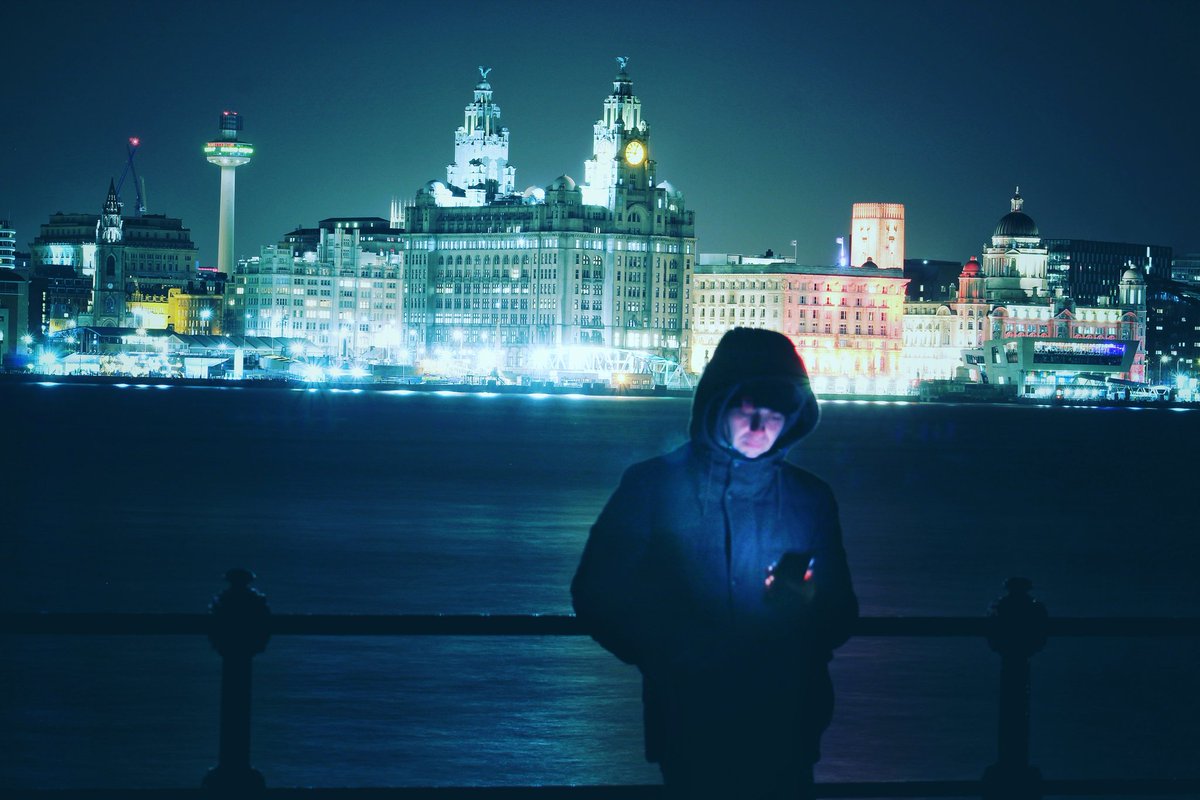 'The Take' 

#liverpool #urbex #urban #portraiture #nightphotography <a href="/CanonUKandIE/">Canon UK and Ireland</a> <a href="/lpoolwaterfront/">Liverpool Waterfront</a> <a href="/ExploreLpool/">Explore Liverpool</a> <a href="/scousescene/">ScouseScene</a> @Lpool_Pics_2013 #photography