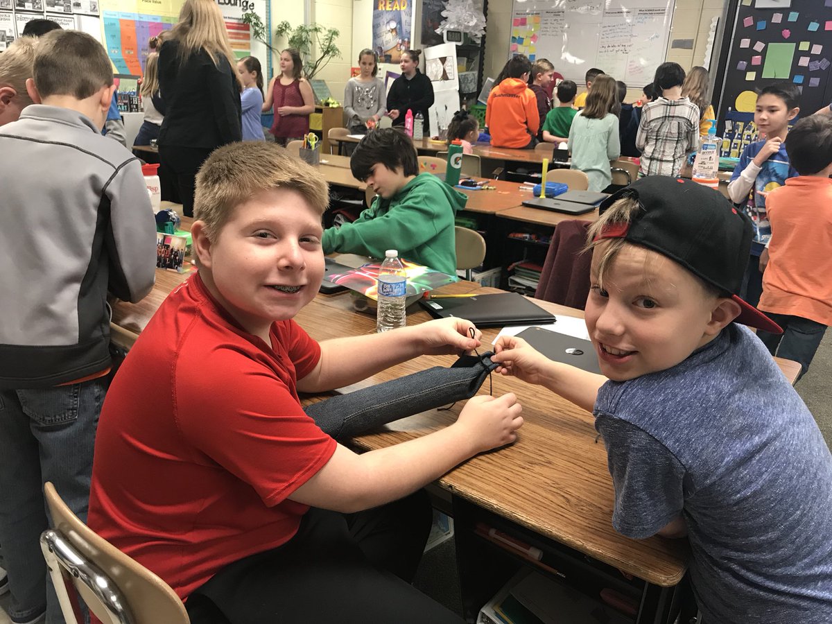 EliseMas's tweet photo. We celebrated Valentine’s Day by giving back to local animal shelters with our upcycled water bottles and fabric for the second year in a row! My third graders and @JVvert ‘s fifth graders partner up and made over 150 dog toys! #GSDChapman #GSDPride #PuppyLove https://t.co/vSQGk2FxnE