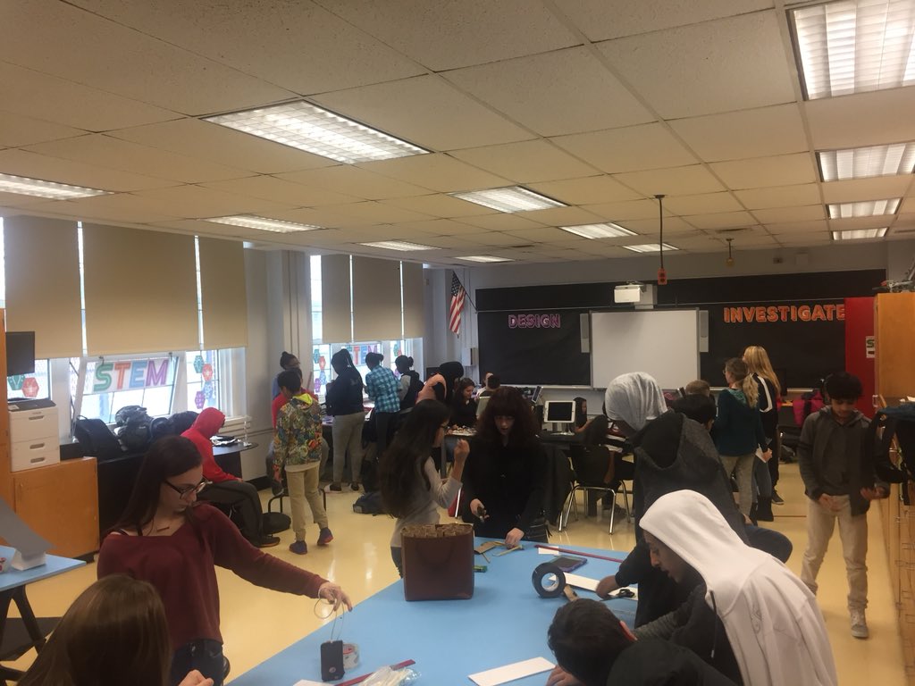 PRHS_STEM's tweet photo. #STEM 9th graders using student choice to plan, build, test and redesign some pre-physics concepts in our new #MakerLAB #PRSTEMforAll https://t.co/a1r702IGHh