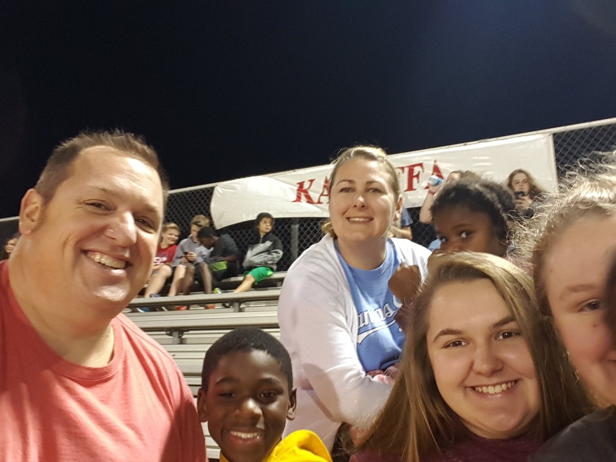 Nick_Rosenbaum's tweet photo. Katy Rodeo opening night. #Bullsandblood #dustandmud https://t.co/HvI29AUBj6