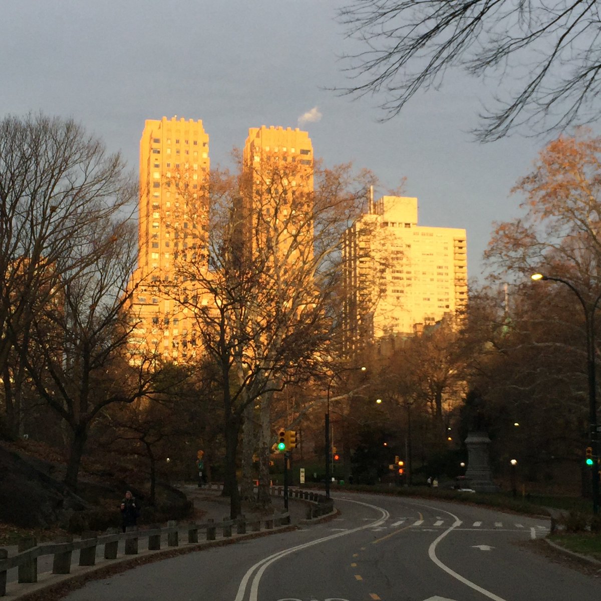 bdebytes's tweet image. Need inspiration for how to spend a winter day in New York City? We asked a few of our favorite in-the-know New Yorkers and rounded up their recommendations on the blog. Check it out: bit.ly/2sfSGrv