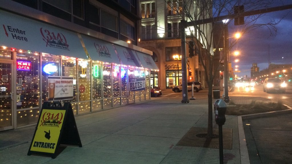 mbdstl's tweet photo. 11-11 Tuesday-Thursday. #StLouis https://t.co/lq9ZerYa9l