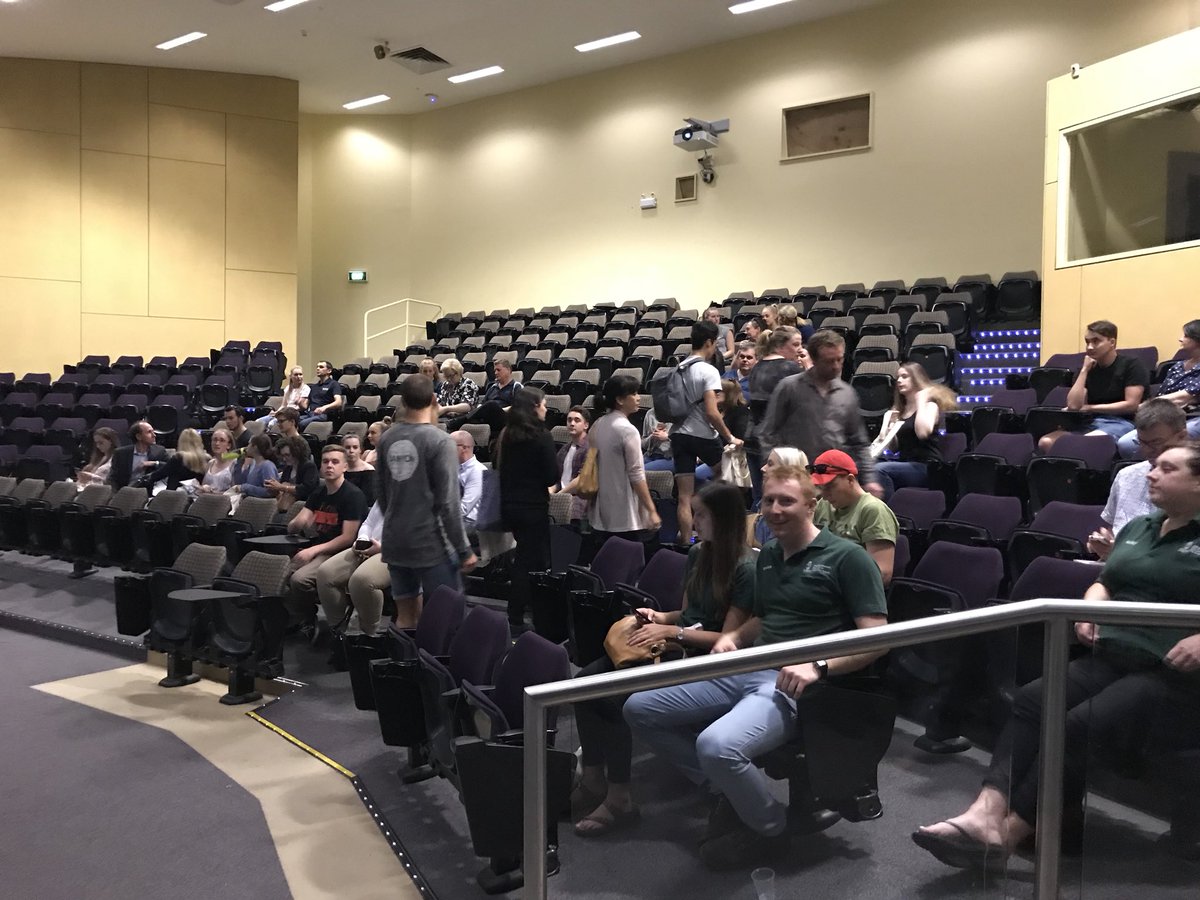 FUSPA1's tweet photo. 2/2 Welcome Sessions for incoming 1st Year @FlindersParamed Students was absolutely fantastic. We at #FUSPA got to meet so many of you! After the session, we held our first committee meeting of the year. We set out our goals, what events we will run and when they will all occur! https://t.co/OOSRlopONJ