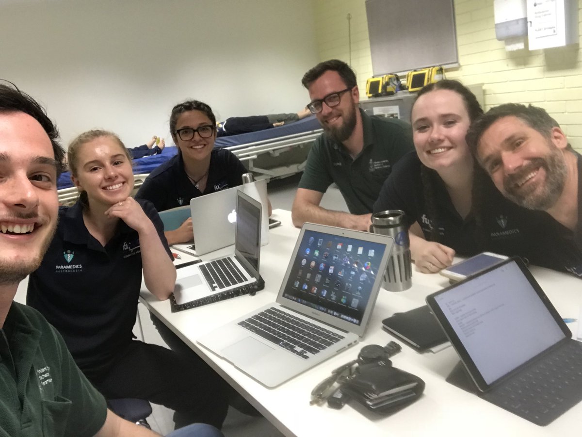 FUSPA1's tweet photo. 2/2 Welcome Sessions for incoming 1st Year @FlindersParamed Students was absolutely fantastic. We at #FUSPA got to meet so many of you! After the session, we held our first committee meeting of the year. We set out our goals, what events we will run and when they will all occur! https://t.co/OOSRlopONJ