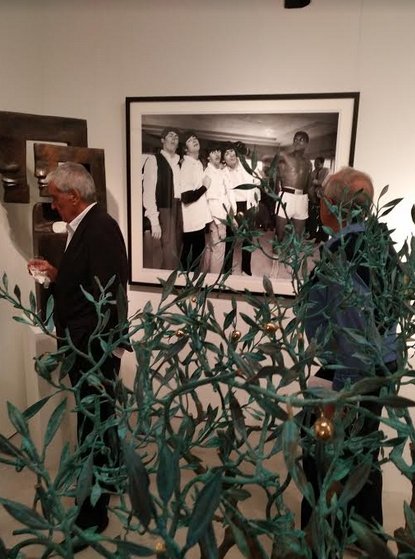 arcticmcnaught's tweet photo. Iconic Harry Benson photo from Galerie Frédéric Got #Montreal #artwynwood #miami https://t.co/6Fllwm8tMt